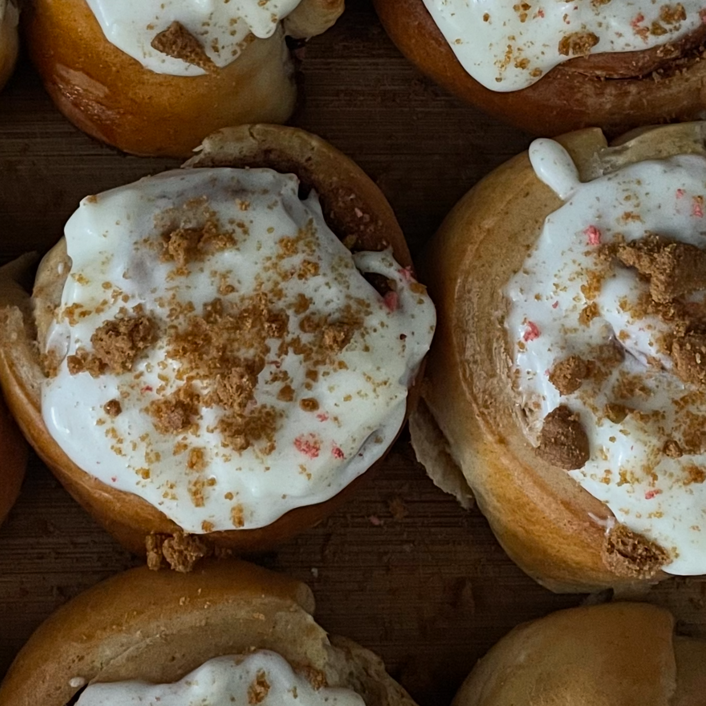 Skořicový šnek s polevou